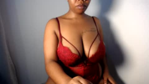 Snapshot of blueyivy chatting on July 2026 07:51:02 AM Babygirl online show from July 2026 07:51:02 AM