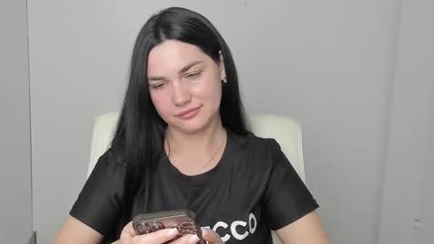 Kelly online show from October 2025 06:05:02 PM