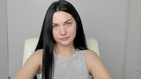 Kelly online show from October 2025 05:27:01 AM