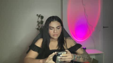 blumakinsey_ online show from January 2025 07:39:01 PM