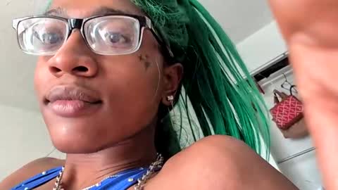 BLUSHBITXH online show from December 2024 07:22:01 PM