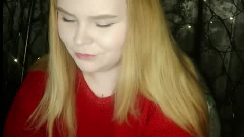 blushing_star online show from December 2025 04:34:01 PM