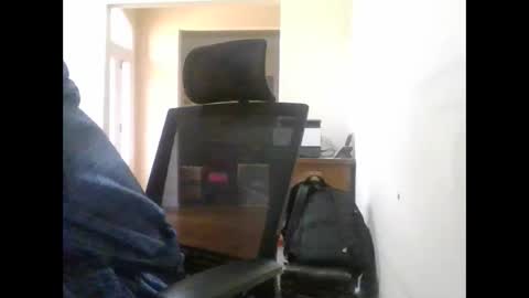 Snapshot of bluuthunder1914 chatting on October 2025 05:32:01 PM bluuthunder1914 online show from October 2025 05:32:01 PM