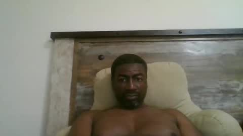 Snapshot of bluuthunder1914 chatting on October 2025 12:02:02 AM bluuthunder1914 online show from October 2025 12:02:02 AM