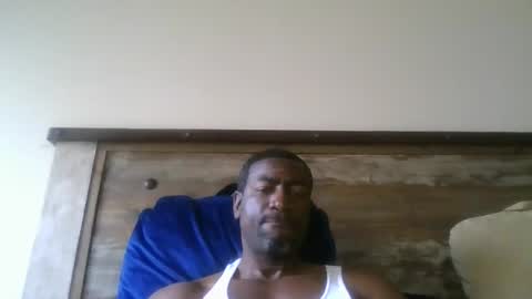 Snapshot of bluuthunder1914 chatting on January 2026 05:15:01 PM bluuthunder1914 online show from January 2026 05:15:01 PM