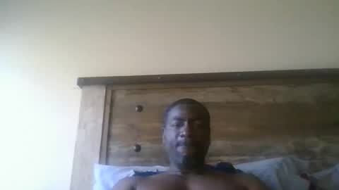 Snapshot of bluuthunder1914 chatting on January 2026 03:38:01 PM bluuthunder1914 online show from January 2026 03:38:01 PM