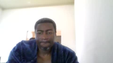 bluuthunder1914 online show from May 2026 03:52:02 PM