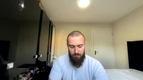 Snapshot of bobby9500 chatting on January 2026 12:51:02 PM bobby9500 online show from January 2026 12:51:02 PM