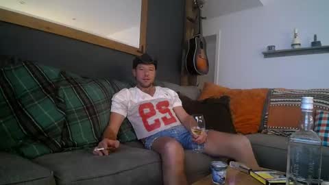 Bobby and Sadie online show from October 2025 04:57:02 AM