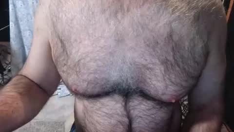 Snapshot of bobbyhill27b chatting on February 2026 10:08:02 PM BobbyHill27b online show from February 2026 10:08:02 PM