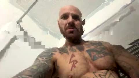 Snapshot of bodyart85_19 chatting on January 2025 01:27:01 AM Bodyart85 19 online show from January 2025 01:27:01 AM