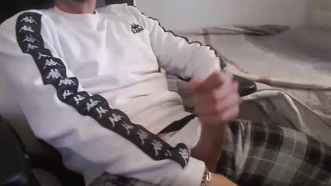 Snapshot of bodyking69 chatting on March 2026 12:16:01 PM bodyking69 online show from March 2026 12:16:01 PM