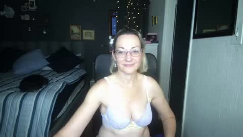 Ningifun couple online show from January 2025 05:22:02 PM