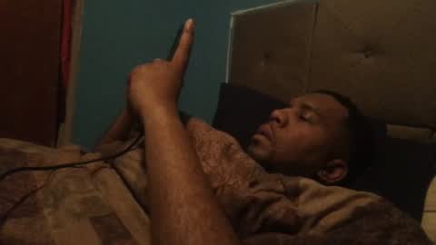 Bogarcon234 online show from December 2024 07:58:01 AM