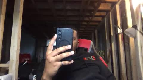 Bogarcon234 online show from October 2025 05:55:02 PM