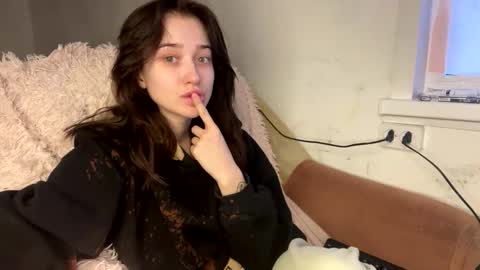 bohemia777 online show from April 2026 02:33:01 AM