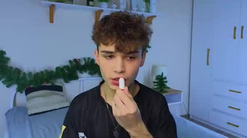 ALEXPVT IS OPEN online show from November 2025 12:30:01 PM