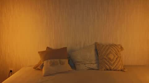Snapshot of boicute chatting on June 2026 06:05:02 AM ALEXPVT IS OPEN online show from June 2026 06:05:02 AM