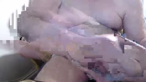 Snapshot of bolbil1 chatting on December 2024 04:21:01 AM bolbil1 online show from December 2024 04:21:01 AM