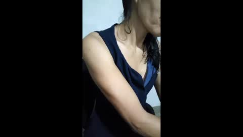 Snapshot of bombonsexy84milf chatting on June 2026 06:01:01 AM bombonsexy84milf online show from June 2026 06:01:01 AM
