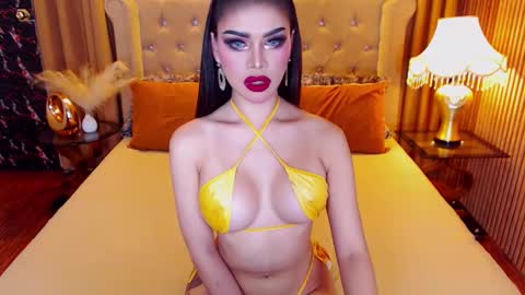 bombshellanita online show from November 2025 09:41:02 PM