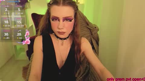 Snapshot of bonbonrosee chatting on December 2025 04:00:01 PM Karen online show from December 2025 04:00:01 PM