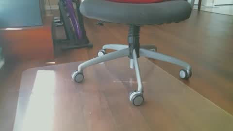 Snapshot of bone2play chatting on October 2025 06:06:02 PM FRECKLES online show from October 2025 06:06:02 PM