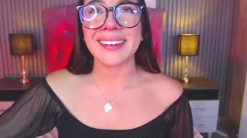 bonnali_lune online show from November 2025 10:42:02 PM