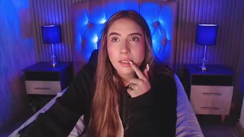 bonnali_lune online show from March 2026 11:01:01 PM