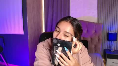 Snapshot of bonnali_lune chatting on June 2026 04:39:02 AM bonnali_lune online show from June 2026 04:39:02 AM