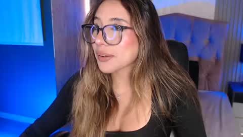 Snapshot of bonnali_lune chatting on July 2026 12:59:02 AM bonnali_lune online show from July 2026 12:59:02 AM