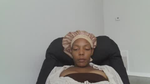 Snapshot of bonneebi chatting on July 2026 05:19:02 PM bonneebi online show from July 2026 05:19:02 PM