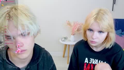 Jessy  Mark online show from September 2025 05:01:02 PM