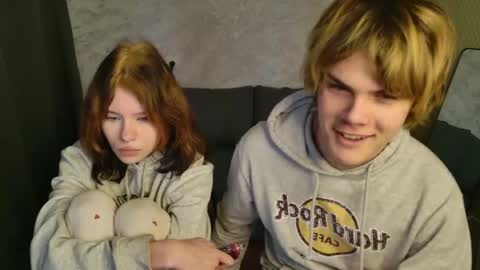 Snapshot of bonnie_and_c1yde chatting on April 2026 05:10:02 AM Jessy Mark online show from April 2026 05:10:02 AM