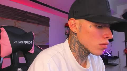 becky online show from November 2025 12:27:01 AM