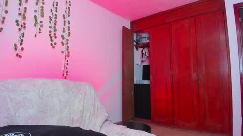 Bonnie Help me reach 500 likes online show from January 2025 11:21:02 PM