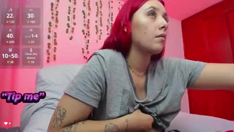 Bonnie Help me reach 500 likes online show from February 2025 12:48:02 AM