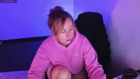 Bonnie Help me reach 500 likes online show from March 2026 06:01:01 PM