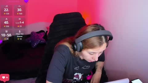 Bonnie Help me reach 500 likes online show from April 2026 12:05:01 AM