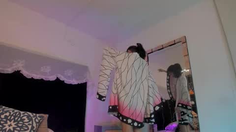 Snapshot of bonniecute_ chatting on January 2026 12:14:02 AM online show from January 2026 12:14:02 AM