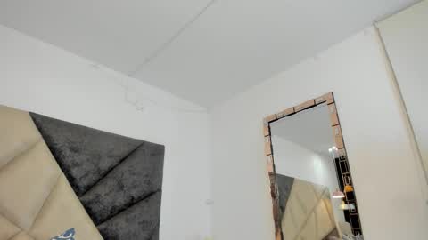 Snapshot of bonniecute_ chatting on February 2026 12:04:01 AM online show from February 2026 12:04:01 AM