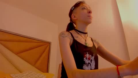 Snapshot of bonniecute_ chatting on February 2026 11:55:02 PM online show from February 2026 11:55:02 PM