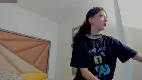 Snapshot of bonniecute_ chatting on February 2026 07:15:02 PM online show from February 2026 07:15:02 PM