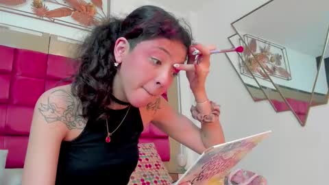 Snapshot of bonniecute_ chatting on March 2026 11:33:01 PM online show from March 2026 11:33:01 PM