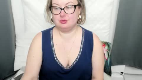 Bonnie online show from February 2026 05:01:01 AM