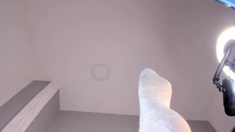 Bonnie online show from April 2026 09:45:01 PM