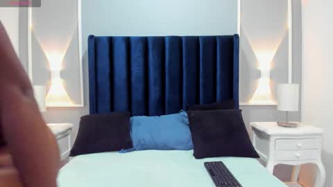 Bonnie Ross online show from March 2026 08:26:01 PM