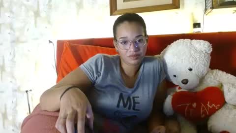 Queen Bon Vivantt online show from February 2025 04:15:01 AM