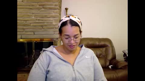 Queen Bon Vivantt online show from January 2026 04:01:01 PM