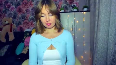 Snapshot of bonybenessy chatting on December 2024 10:13:01 PM Mira online show from December 2024 10:13:01 PM